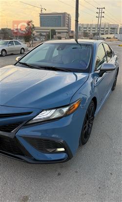 تۆیۆتا کامری